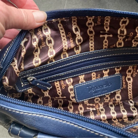 VGC Vintage Tignanello Navy Blue Handbag - Picture 12 of 12